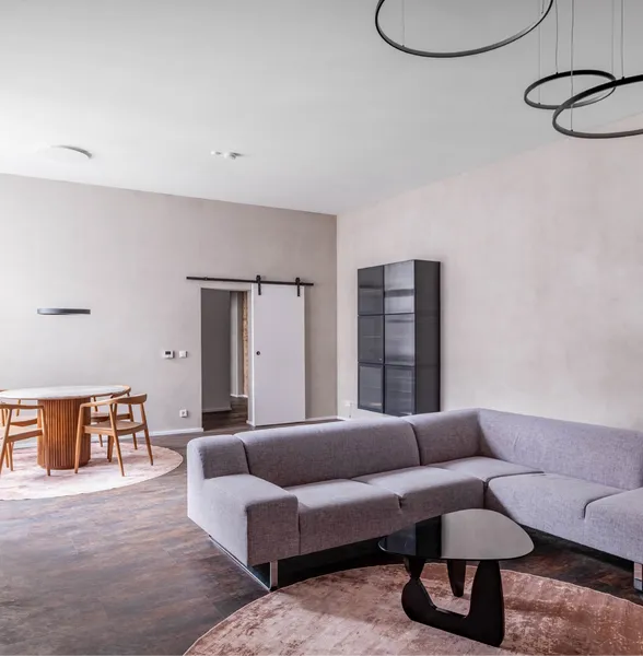 Stilvolles Wohnen in der Torstraße: Saniertes 108 qm Apartment in Berlin-Mitte — photo 1